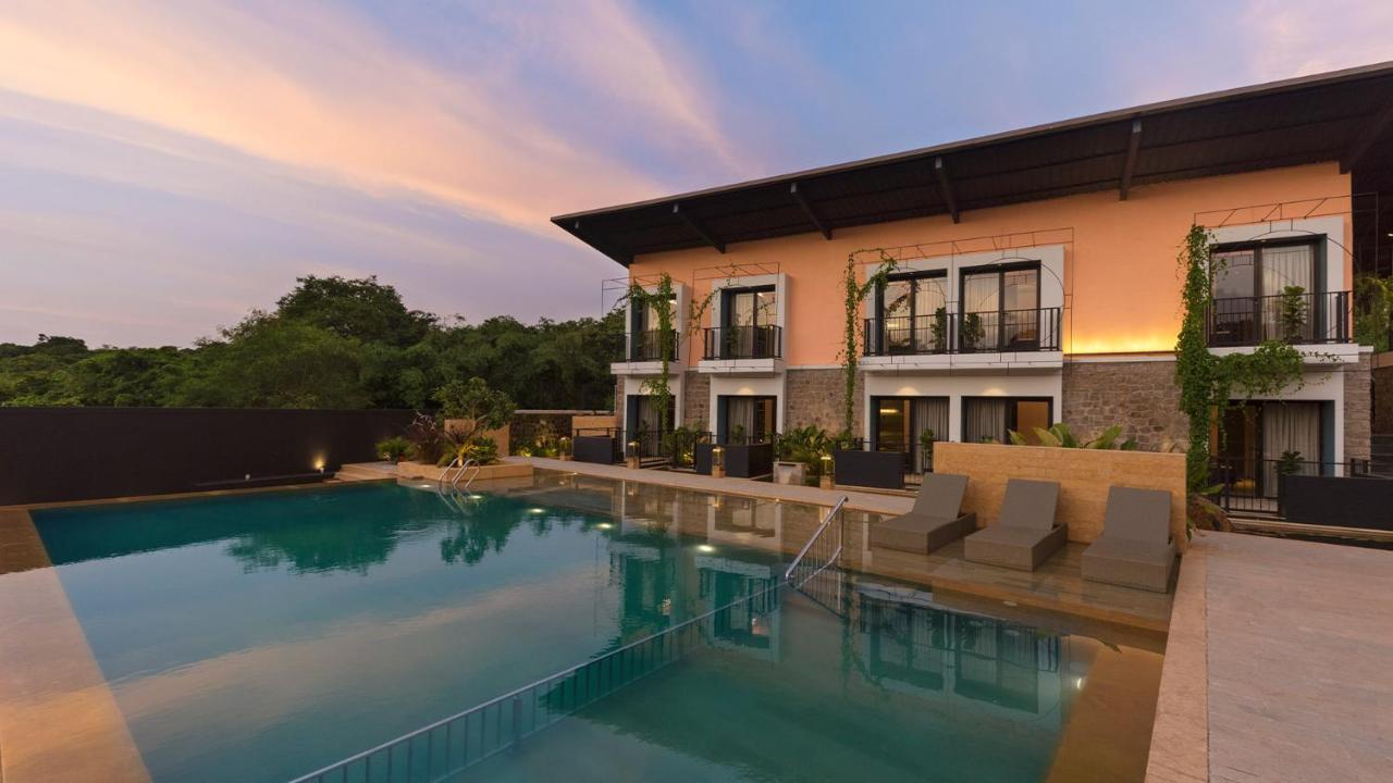 East India House Gorai Exterior foto